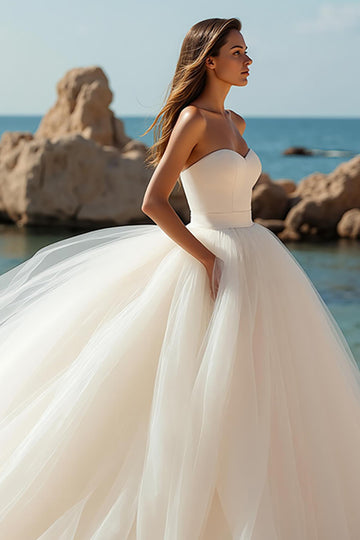 Tulle A Line Strapless Chapel Train Ivory Wedding Dress